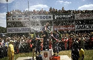 Images Dated 18th March 2003: Formula One World Championship: A champagne celebration on the podium