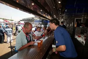 Fosters Gallery: Formula One World Championship: Fosters bar