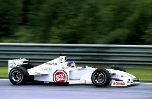 Images Dated 13th December 2000: Formula One World Championship: Jacques Villeneuve BAR Honda 002, 4th place