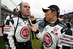 Images Dated 7th March 2004: Formula One World Championship: Jock Clear BAR Senior Race Engineer talks with Takuma Sato BAR