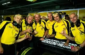 Images Dated 15th October 2002: Formula One World Championship: The Jordan mechanics died their hair blonde in deference to their