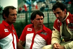 Images Dated 7th August 2001: Formula One World Championship: L to R: Mclaren Boss Ron Dennis