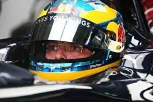 Images Dated 3rd April 2009: Formula One World Championship: Sebastien Bourdais Scuderia Toro Rosso STR4