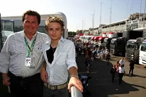 Images Dated 10th September 2006: Formula One World Championship: Will Stevens Karter with his Father Richard Stevens