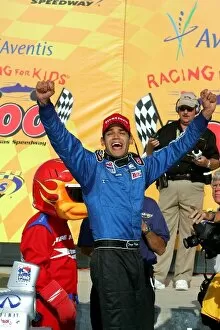 Images Dated 4th July 2004: Indy Racing League: Thiago Medeiros wins the Kansas 100, Kansas Speedway, Kansas City, KS, 4