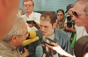 Images Dated 13th October 1996: VILLENEUVE WITH PRESS