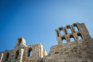 <b class=qtipBold><figcaption>Acropolis; Athens, Greece</figcaption></b><br><em>© Design Pics / Dosfotos</em> Acropolis; Athens, Greece
