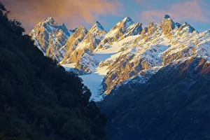 Glacial Gallery: APEX01422WT233