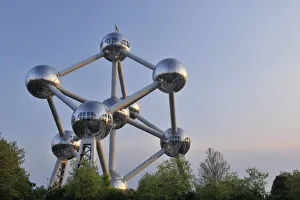 Grote Markt Gallery: Atomium at Dusk, Brussels, Belgium