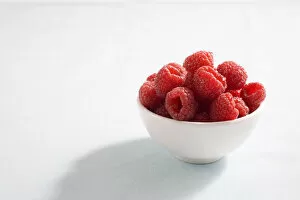 Images Dated 6th January 2007: Bowl Of Raspberries