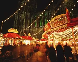 Images Dated 6th March 2007: Cologne Cathedral And Christmas Market