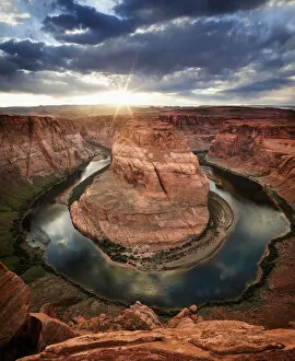 Images Dated 11th April 2014: Dramatic Sunset At Horseshoe Bend; Page, Arizona, United States Of America