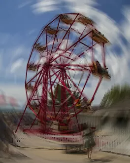 Images Dated 9th August 2015: Ferris Wheel At Amusement Park, Motion Blur; Calgary, Alberta, Canada