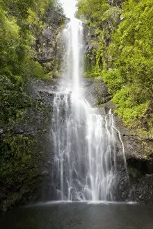Images Dated 15th November 2009: Hawaii, Maui, Hana, Close up of Wailua Falls