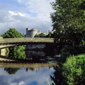 Kilkenny City, River Nore And Kilkenny Castle, County Kilkenny, Ireland Kilkenny City, River Nore And Kilkenny Castle, County Kilkenny, Ireland