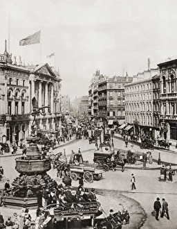 Piccadilly Circus, London, City Of Westminster, England In 1910 Piccadilly Circus, London, City Of Westminster, England In 1910