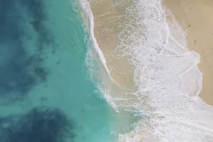 Sandy beach and turquoise water on Nusa Lembongan Island, Lesser Sunda Islands, Indonesia Sandy beach and turquoise water on Nusa Lembongan Island, Lesser Sunda Islands, Indonesia