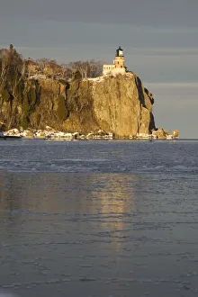 Split Rock Lighthouse On Lake Superior In Winter; Minnesota, Usa Split Rock Lighthouse On Lake Superior In Winter; Minnesota, Usa