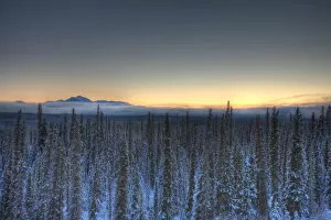 Images Dated 17th December 2008: Sunset Over Dawson Peaks, Teslin, Yukon