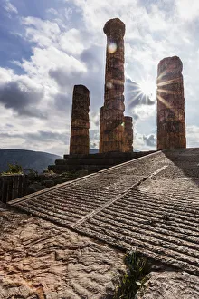 <b class=qtipBold><figcaption>Temple Of Apollo; Delphi, Greece</figcaption></b><br><em>© Design Pics / Reynold Mainse</em> Temple Of Apollo; Delphi, Greece