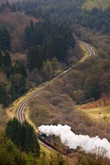 Images Dated 26th April 2008: Train On Scenic Landscape, Yorkshire, England