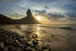 Images Dated 16th December 2012: View Of Morro Do Pico From Praia Da Conceicao, Unesco World Heritage Site; Praia Da Cachorro