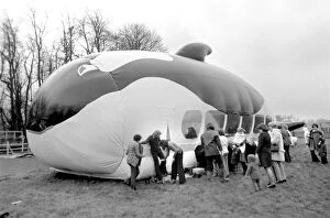 Images Dated 14th February 1975: 100 Foot Balloon: Visitors queuing up to go inside the Whale Balloon