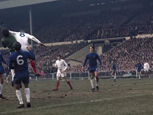 Images Dated 13th April 1970: 1970 FA Cup Final at Wembley Stadium. Chelsea 2 v Leeds United 2