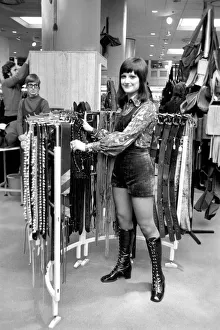 1970's Fashion: Shorts. January 1971 71-00161-018 1970's Fashion: Shorts. January 1971 71-00161-018
