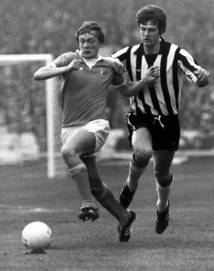 Mirror/0200to0299 00207/1976 league cup final wembley stadium Mirror/0200to0299 00207/1976 league cup final wembley stadium