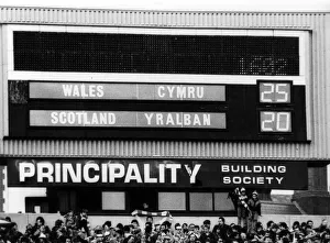 Images Dated 20th February 1988: 1988 Five Nations Championship. Wales v Scotland, National Stadium, Cardiff