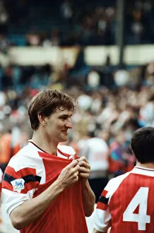 Images Dated 4th April 1993: 1993 FA Cup semi final. Arsenal 1 v 0 Tottenham Hotspur