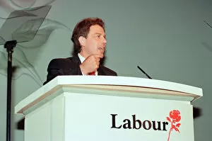 Images Dated 21st July 1994: 1994 Labour Leadership Contest, news press conference to announce results