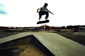 Images Dated 1st August 1994: Action from South Shields skateboard park where American pro'