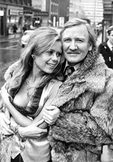 Actor Leslie Phillips with hs co star Sally Farmiloe from the his new film Spanish Fly Actor Leslie Phillips with hs co star Sally Farmiloe from the his new film Spanish Fly