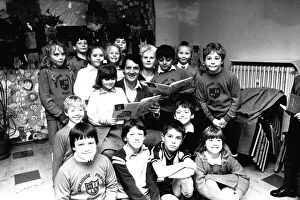 Images Dated 5th November 1986: Actor Michael Palin pays a surprise visit to Monkhouse Primary School in North Shields to