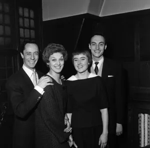 Actor Peter Reeves and fiance Janni Van Minnen with friends. 5th January 1960 Actor Peter Reeves and fiance Janni Van Minnen with friends. 5th January 1960