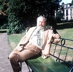 Actor and raconteur Peter Ustinov in Edinburgh - October 1972 dbase MSI