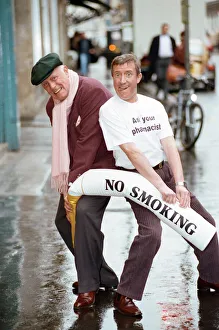 Actor Richard Wilson and Roy Castle with the no smoking message. 26th February 1993 Actor Richard Wilson and Roy Castle with the no smoking message. 26th February 1993