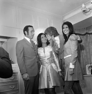 Actress Carol Levy married music manager Harvey Lisberg at a ceremony in the bride' Actress Carol Levy married music manager Harvey Lisberg at a ceremony in the bride'