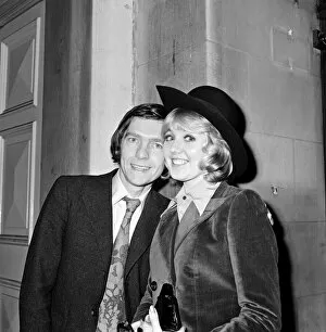 Images Dated 12th January 1973: Actress Cheryl Kennedy today married actor Tom Courtenay at Fulham Registry Office