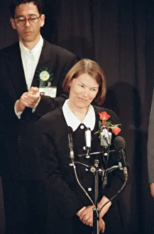 Images Dated 10th April 1992: Actress Glenda Jackson celebrates after winning the North London constituency of