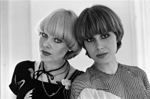 Images Dated 1st April 1977: Actress Joanna Lumley with the winner of the Purdey haircut competition winner