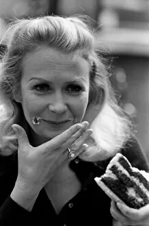 Images Dated 15th May 1973: Actress Juliet Mills at the Inn on the Park to promote her new film 'Avanti!'