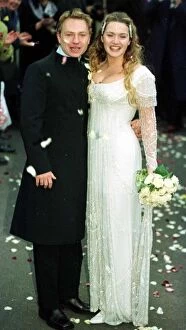 Images Dated 22nd November 1998: Actress Kate Winslet and Jim Threapleton November 1998 after their surprise wedding at