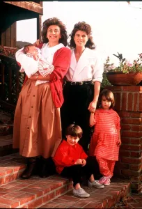 Actress and presenter Nanette Newman with her family dbase MSI A©Mirrorpix Actress and presenter Nanette Newman with her family dbase MSI A©Mirrorpix