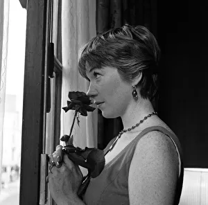Actress Shirley MacLaine in London. 21st August 1960 Actress Shirley MacLaine in London. 21st August 1960