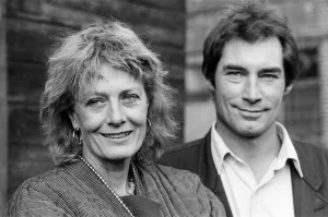 Images Dated 4th January 1988: Actress Vanessa Redgrave and Timothy Dalton in London to rehearse the Young Vic