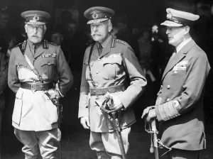 Admiral Sir David Beatty (Right) , Field Marshal Sir Douglas Haig (Centre Admiral Sir David Beatty (Right) , Field Marshal Sir Douglas Haig (Centre