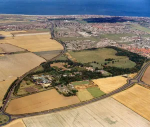 Images Dated 24th September 1993: Aerial photograph of the site of English Estates latest development - Kirkleatham